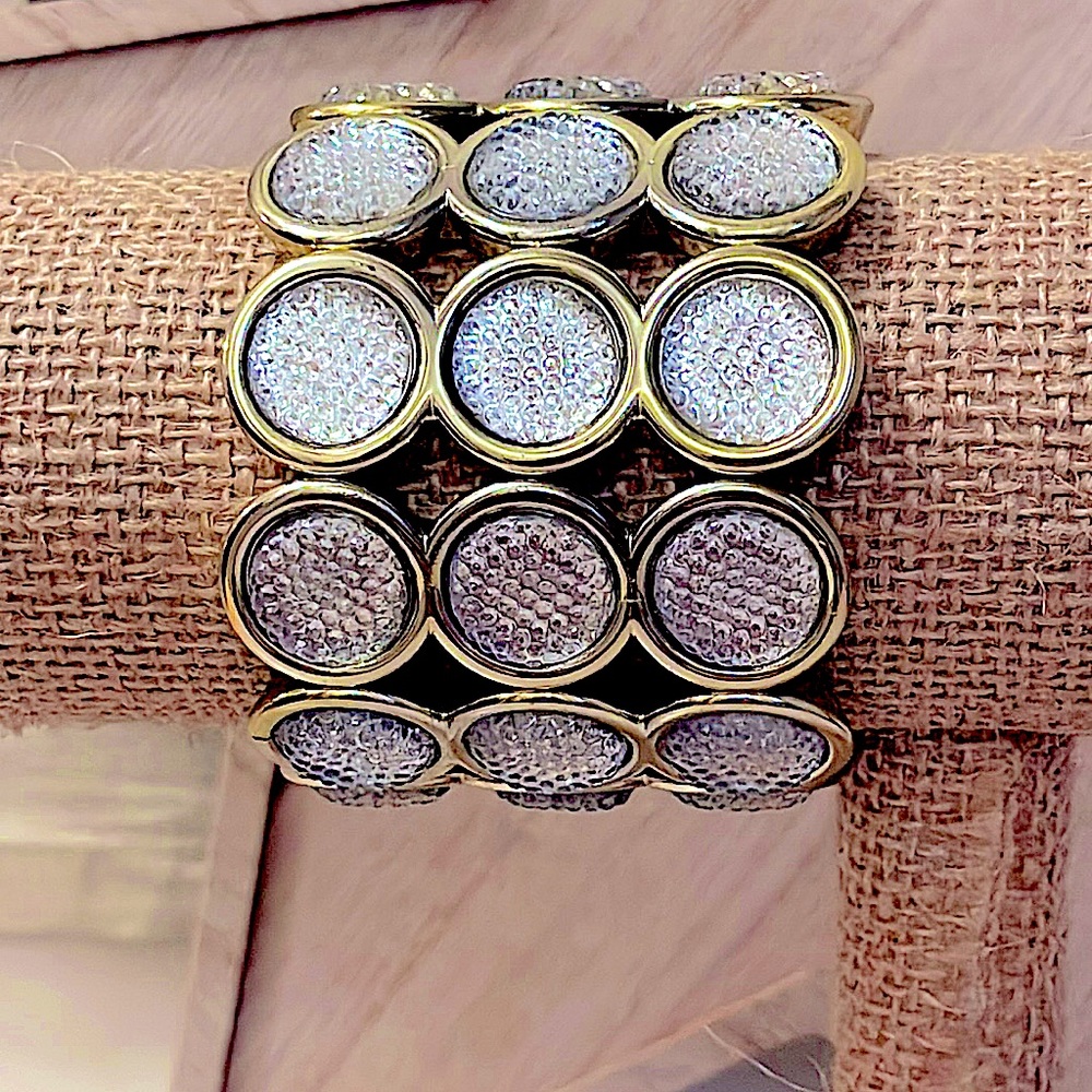 🍒 BOGO 🍒 Silver & Gold Stretchy Women's Bracelet